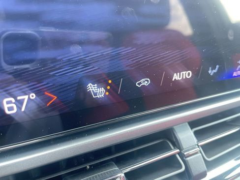 Used 2025 Chevrolet Equinox EV RS FWD image 19