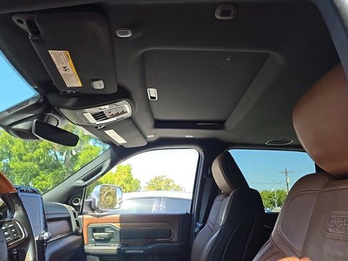 Used 2019 RAM 2500 Limited AWD/4WD image 7