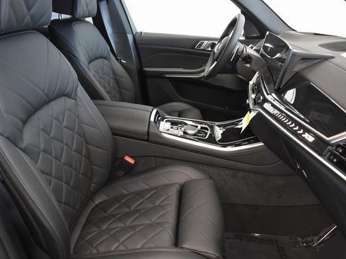 New 2026 BMW X5 xDrive40i w/ M Sport Package image 21