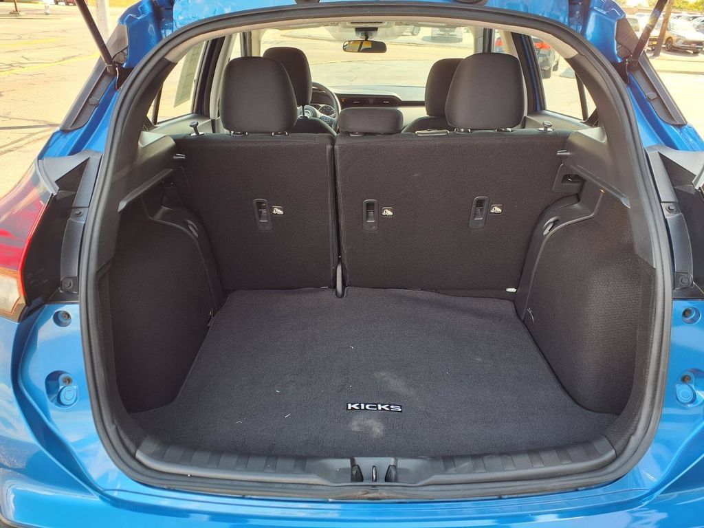 Used 2025 Nissan Kicks Play S FWD image 22