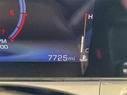 Used 2025 Chevrolet Trax LT w/ Driver Confidence Package image 26