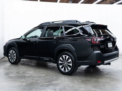 Used 2025 Subaru Outback Limited w/ Popular Package #2 AWD/4WD image 4