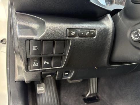 Used 2017 Lexus IS 200t w/ Navigation System Package RWD image 14