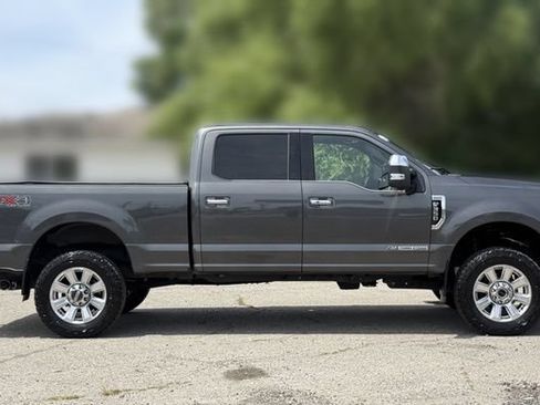 Used 2019 Ford F350 Platinum w/ Platinum Ultimate Package AWD/4WD image 9