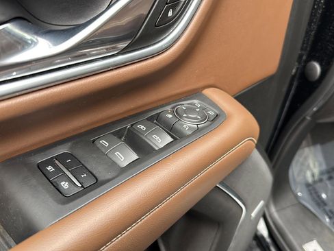 Certified 2021 Chevrolet Tahoe High Country w/ Premium Package image 28