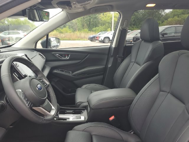 Used 2024 Subaru Ascent Limited w/ Technology Package AWD/4WD image 18