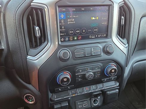 Used 2021 Chevrolet Silverado 1500 LT w/ Texas Edition Plus image 23