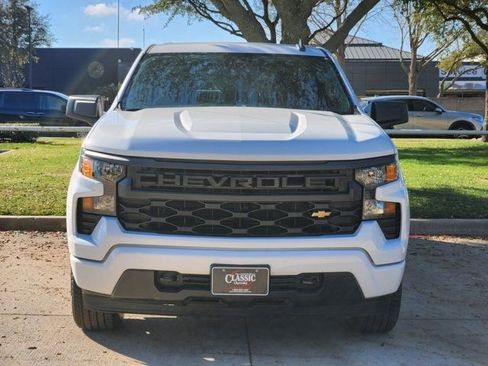 Used 2023 Chevrolet Silverado 1500 Custom image 11
