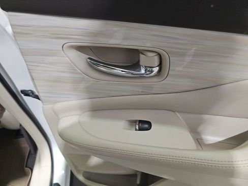 Used 2018 Nissan Murano Platinum image 22