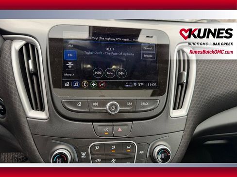 Used 2024 Chevrolet Malibu LT image 16