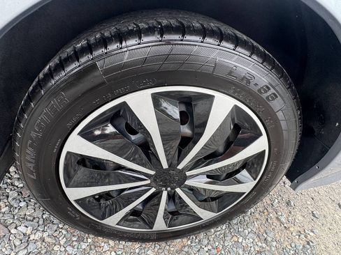 Used 2020 Subaru Impreza 2.0i AWD/4WD image 28
