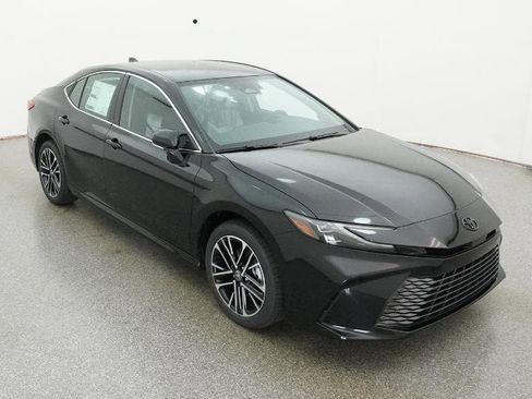 New 2026 Toyota Camry XLE AWD/4WD image 13