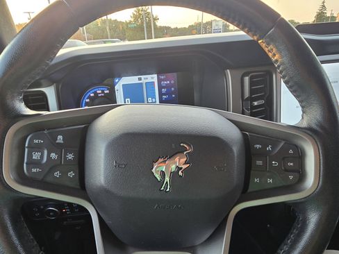 Used 2021 Ford Bronco Outer Banks AWD/4WD image 20