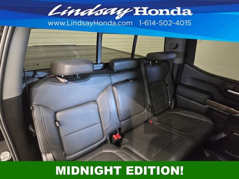 Used 2021 Chevrolet Silverado 1500 LT Trail Boss w/ Convenience Package II AWD/4WD image 9