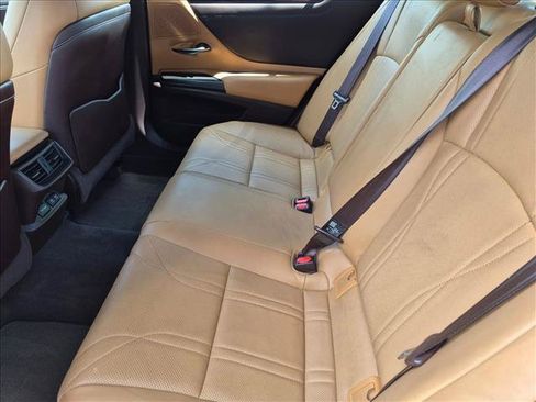 Used 2019 Lexus ES 350 w/ Accessory Package 2 FWD image 18