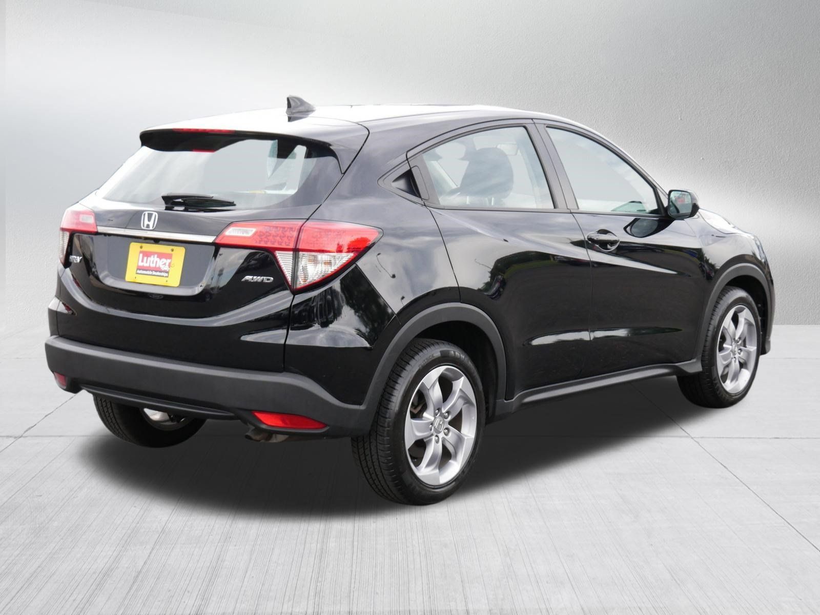 Used 2019 Honda HR-V LX image 6