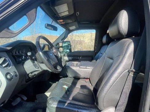 Used 2016 Ford F350 Lariat w/ Chrome Package image 2