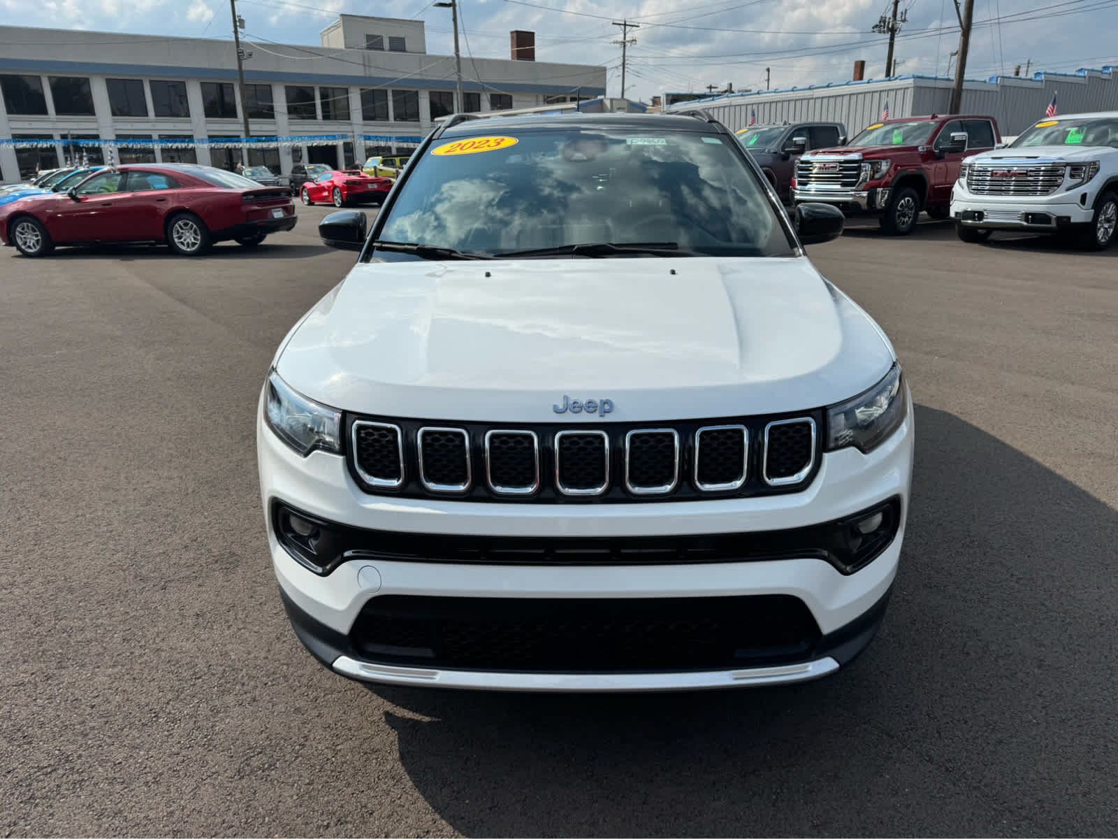 Used 2023 Jeep Compass Limited AWD/4WD image 9
