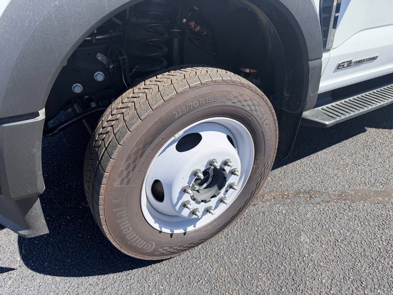 Used 2026 Ford F550 4x4 Regular Cab Super Duty image 25