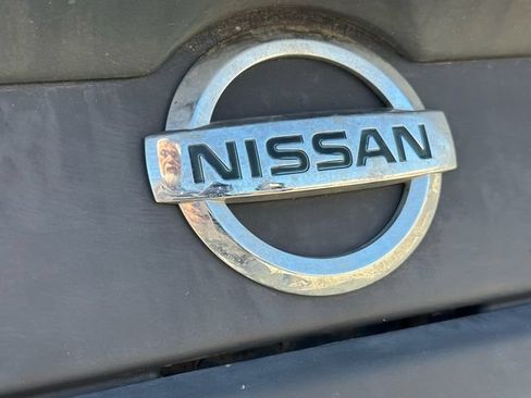 Used 2018 Nissan Frontier SV AWD/4WD image 10