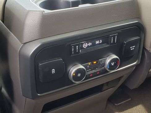 Used 2020 Ford Expedition Limited w/ Equipment Group 301A AWD/4WD image 31