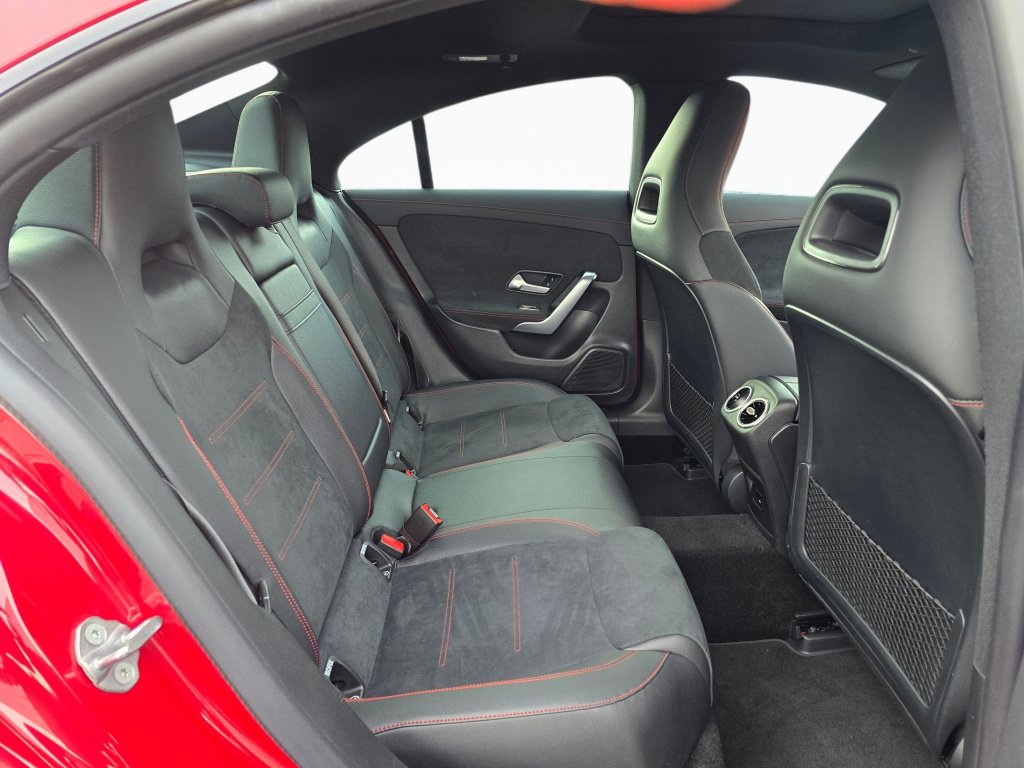 Used 2022 Mercedes-Benz CLA 250 4MATIC image 25