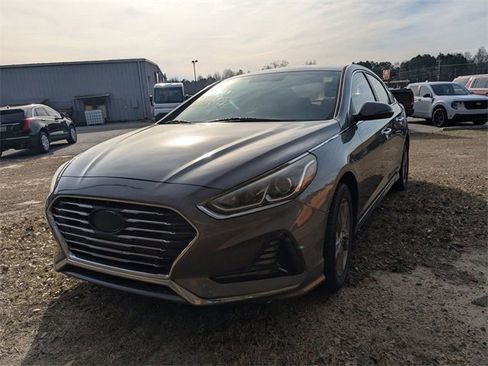 Used 2018 Hyundai Sonata SEL image 3