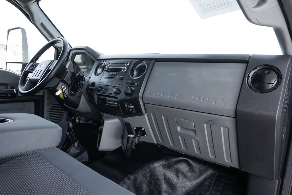 Used 2016 Ford F650 2WD Regular Cab Super Duty image 43