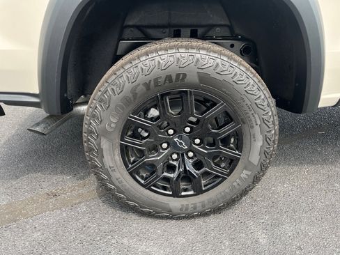 New 2026 Chevrolet Colorado Trail Boss AWD/4WD image 12