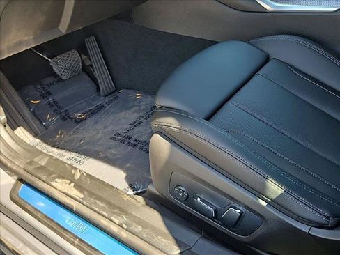 New 2026 BMW 330i Sedan w/ Premium Package RWD image 4