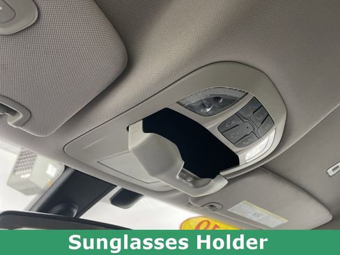 Used 2019 Chrysler Pacifica Touring-L Plus w/ Tire & Wheel Group image 39