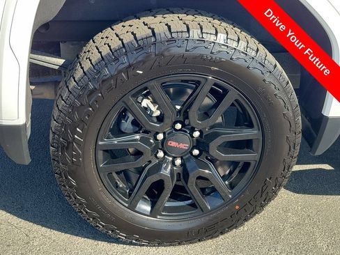 Used 2023 GMC Sierra 1500 Elevation w/ LPO, Elevation Black Package AWD/4WD image 32