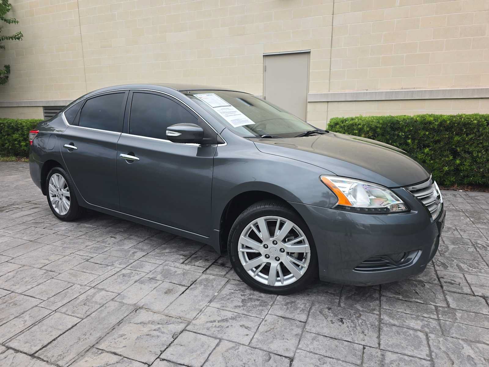 Used 2014 Nissan Sentra SL w/ Premium Package FWD image 34