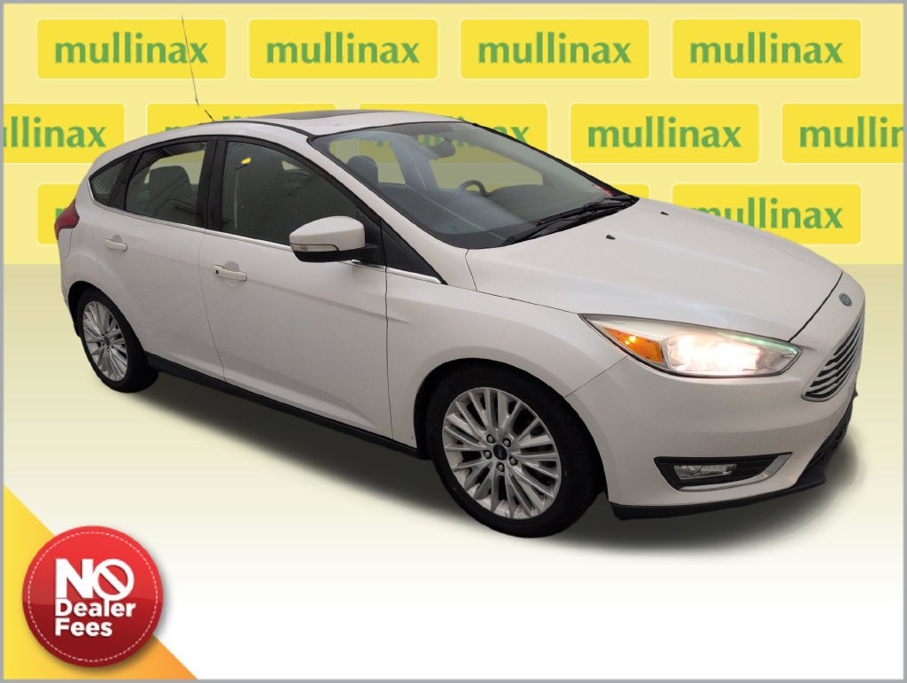 Used 2017 Ford Focus Titanium FWD 360° Tour