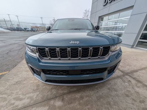 New 2026 Jeep Grand Cherokee Limited image 9