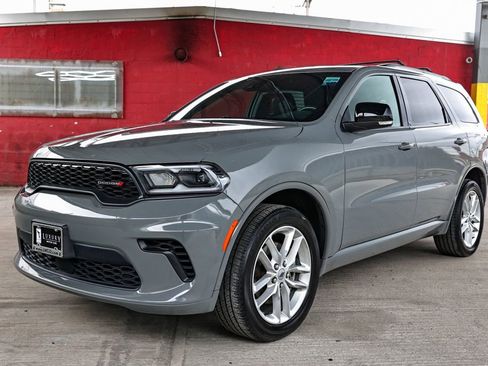 Used 2024 Dodge Durango GT image 4