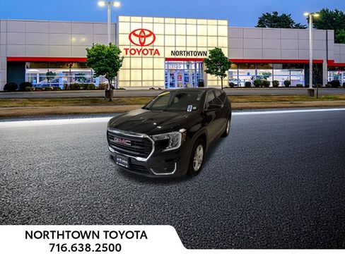 Used 2024 GMC Terrain SLE image 13