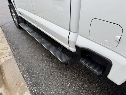 Certified 2024 Ford F350 Lariat w/ Lariat Ultimate Package image 39