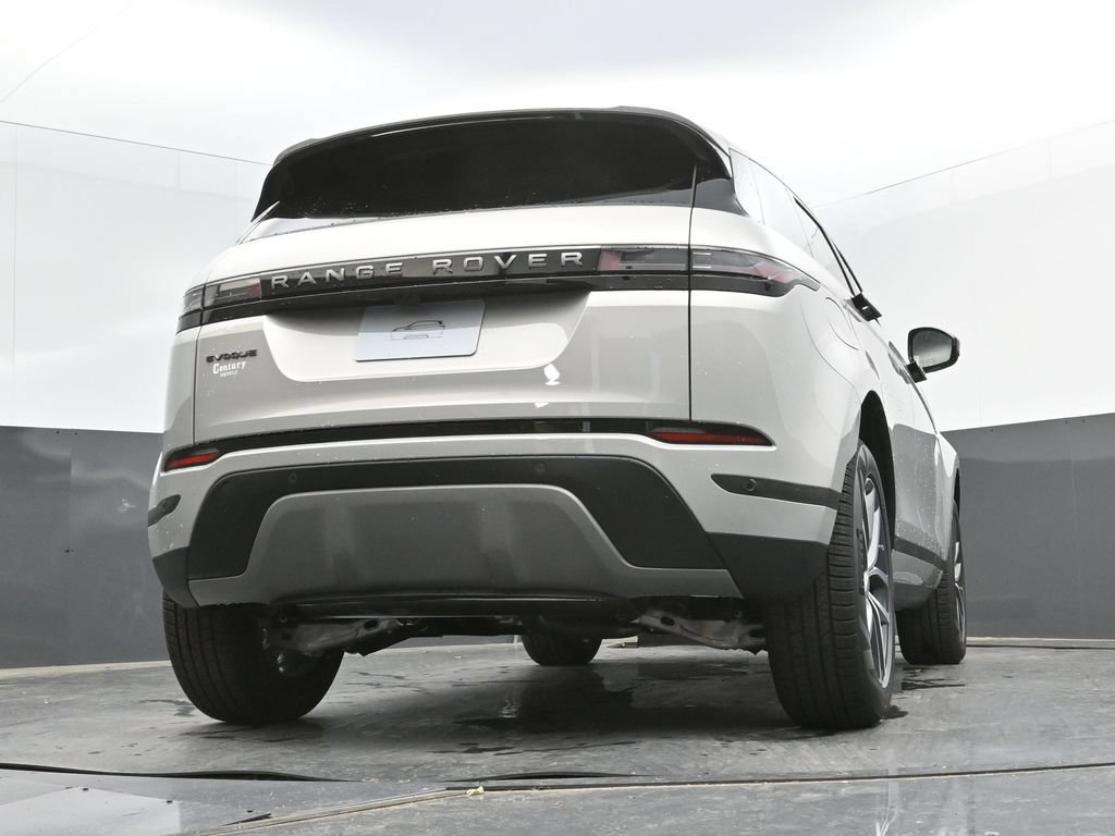 Used 2026 Land Rover Range Rover Evoque S AWD/4WD image 30