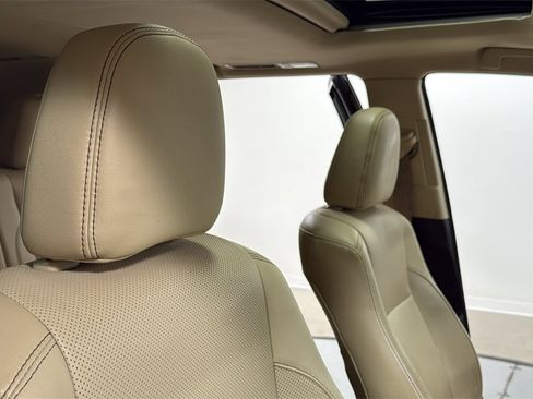 Used 2017 Toyota Highlander Limited image 20