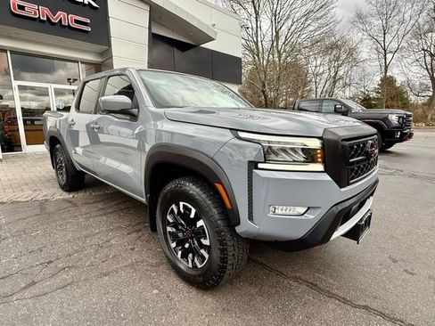 Used 2023 Nissan Frontier PRO-4X w/ Pro Convenience Package image 7