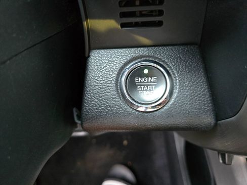 Used 2015 Ford F150 Platinum w/ Equipment Group 701A Luxury image 35