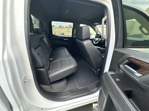 Used 2026 GMC Sierra 1500 SLT AWD/4WD image 15