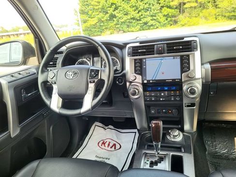Used 2024 Toyota 4Runner Limited AWD/4WD image 15