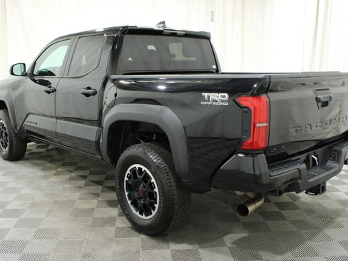 Used 2024 Toyota Tacoma TRD Off-Road AWD/4WD image 35
