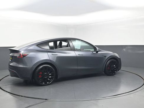 Used 2022 Tesla Model Y Performance AWD/4WD image 7