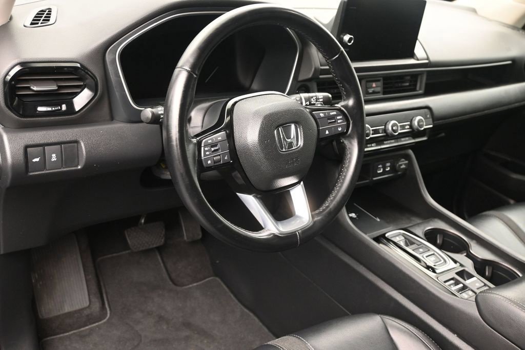 Used 2024 Honda Pilot EX-L image 11
