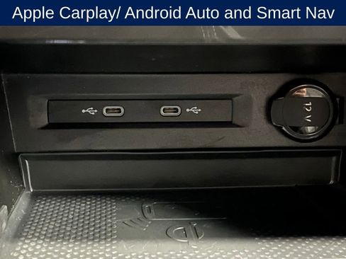 Certified 2022 Volkswagen Tiguan SE R-Line image 13