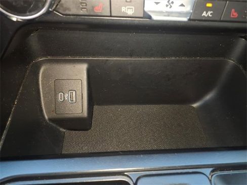 Certified 2022 Ford F150 XLT w/ Equipment Group 302A High image 19