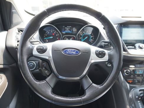 Used 2016 Ford Escape Titanium image 31